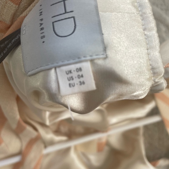 Anthropologie HD in Paris Ladies Top 4 - Picture 4 of 7